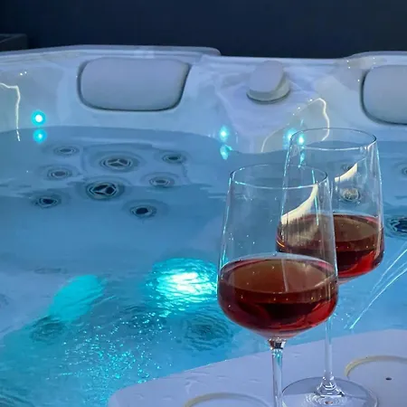 Apartment Five Stars Living Whirlpool & Infrarotsauna