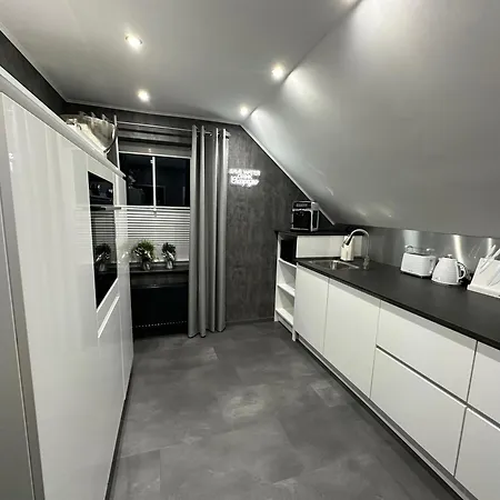 Five Stars Living Whirlpool & Infrarotsauna